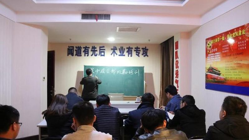 专本套读与专本连读：一纸证书背后的不同路径**